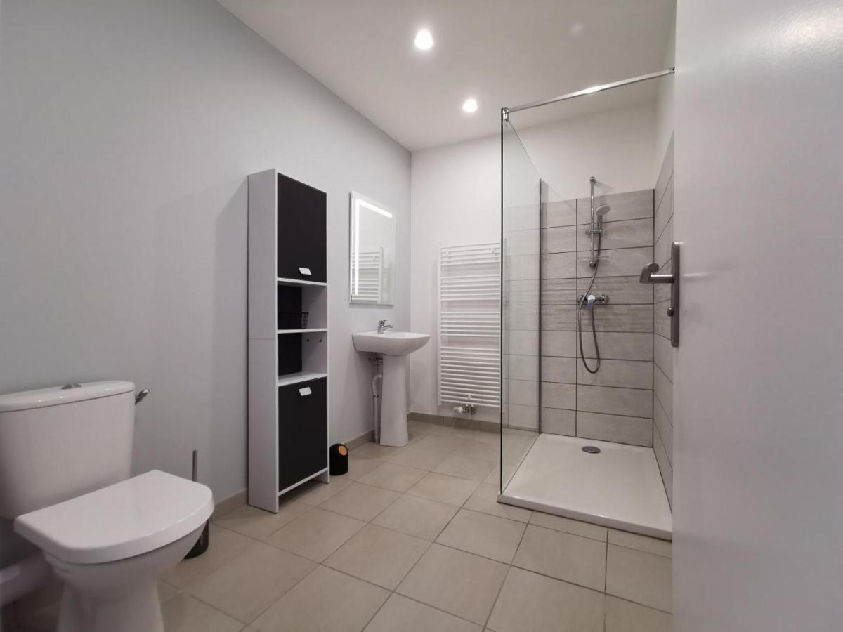 Villa 5 Chambres - 3 Salles De Bain Etampes-sur-Marne Bagian luar foto